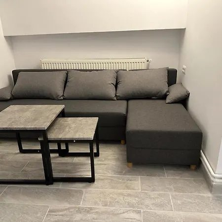 Refugiul Urban 克拉奥华